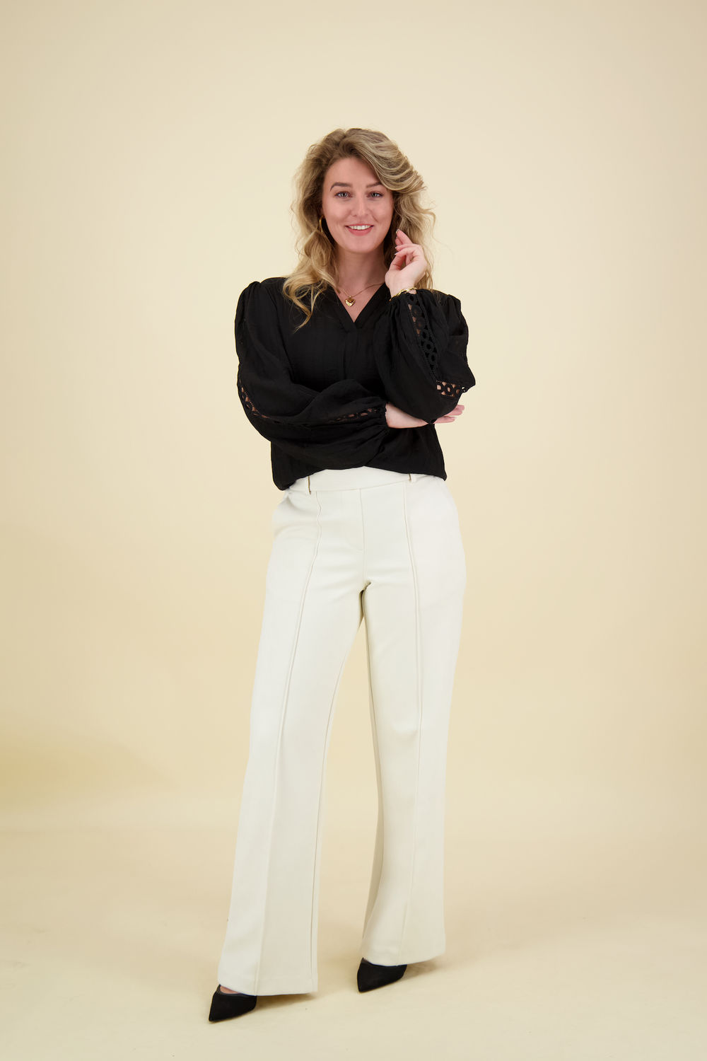 Label Dot Top Amber Zwart Label Dot Top Amber Zwart