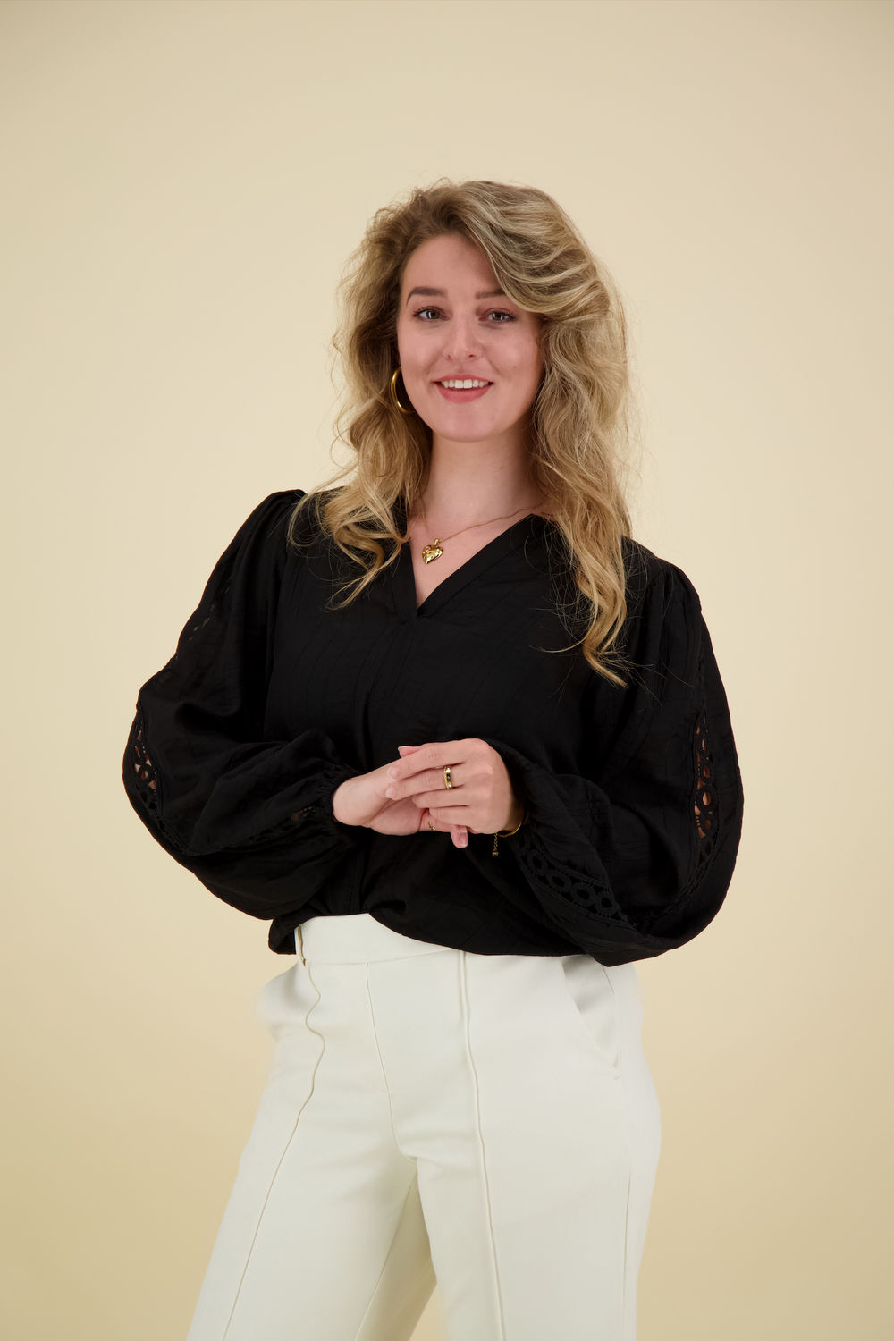 Label Dot Top Amber Zwart Label Dot Top Amber Zwart