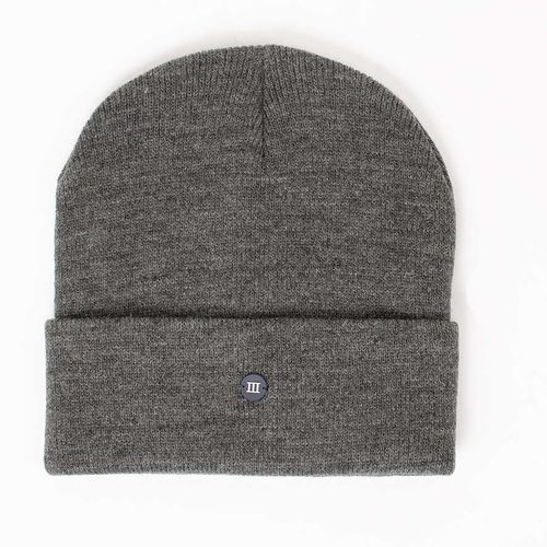 Tresanti SVEN | Fine knitted hat with rubber logo III Grijs