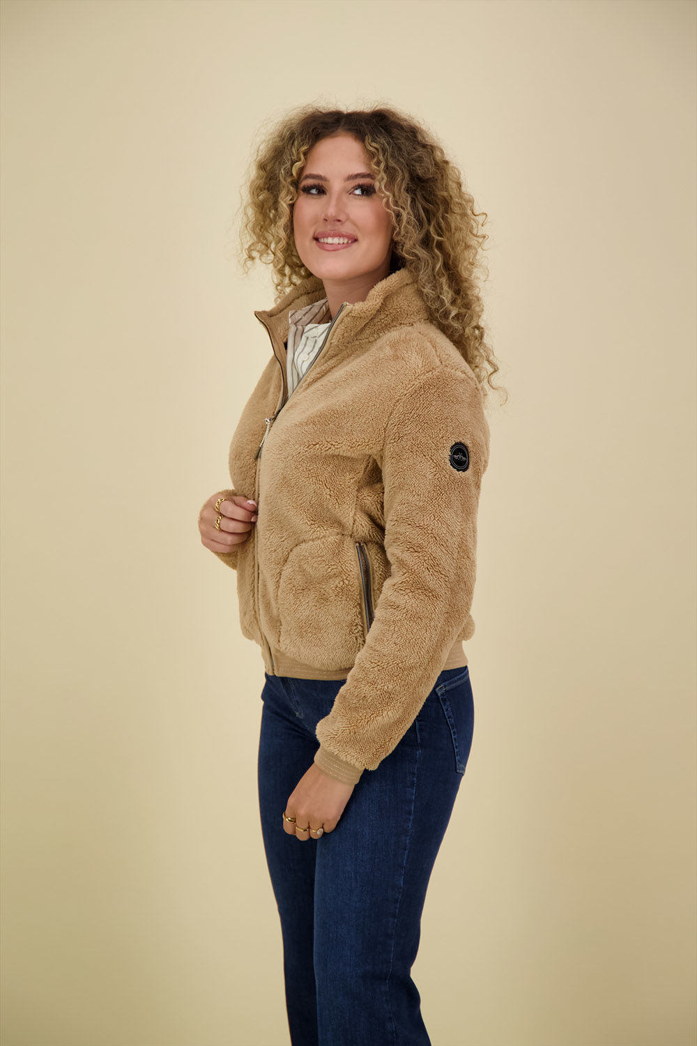 HV Society Vests Isla Beige HV Society Vests Isla Beige