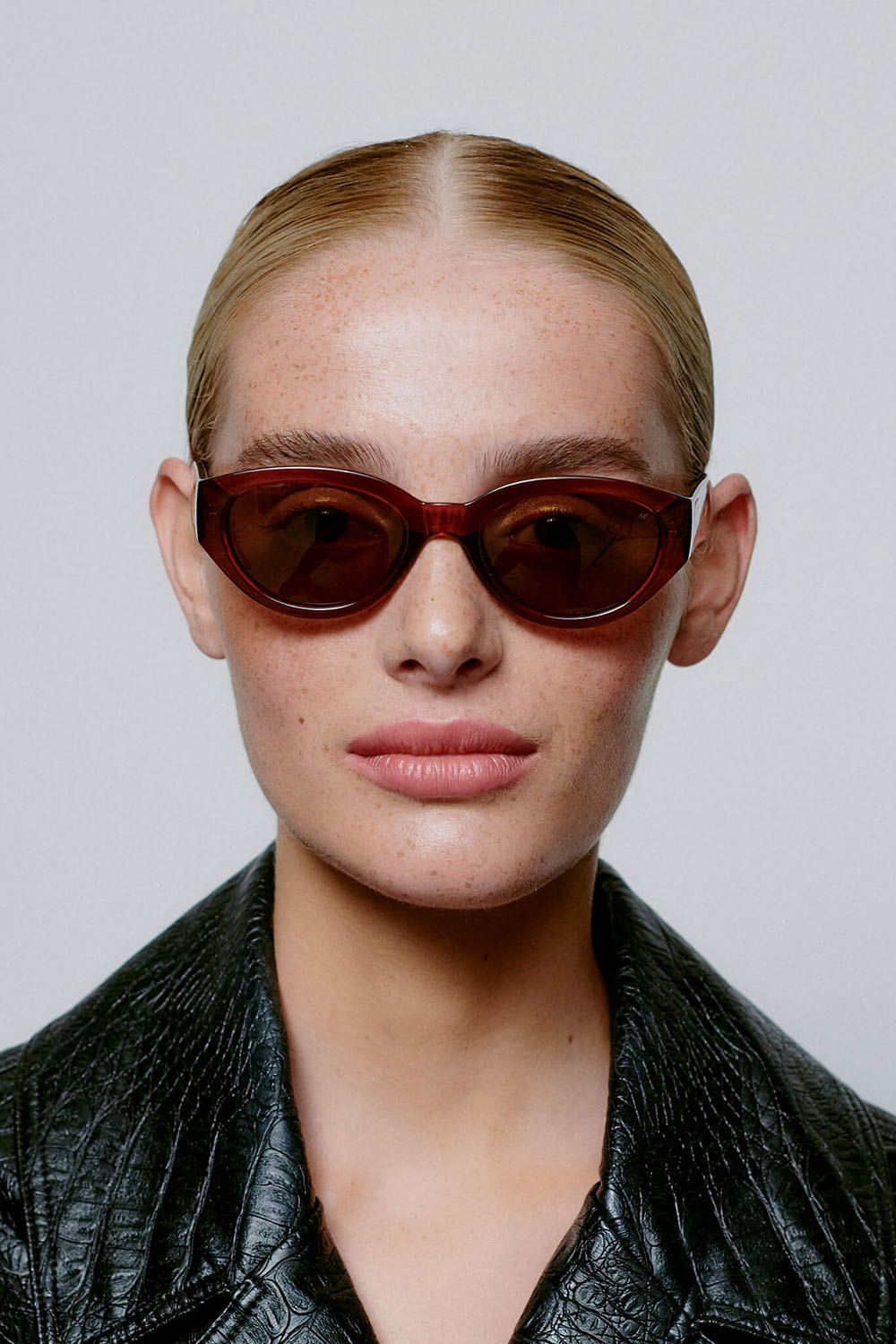 A Kjaerbede aps Zonnebril Winnie Bruin  A Kjaerbede aps Zonnebril Winnie Bruin