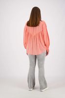 Blouse w. pleat details and v Roze