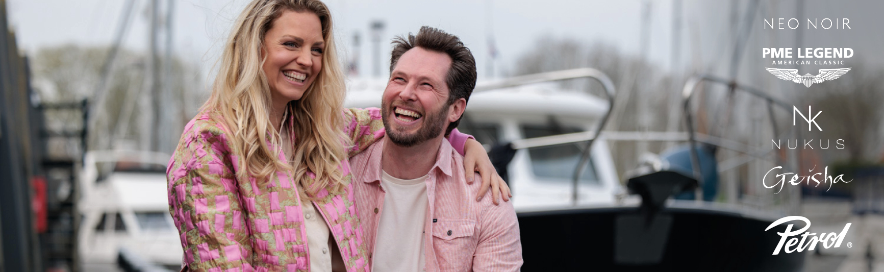 voorjaarscollectie dames en heren met lichte kleuren en nieuwe mode